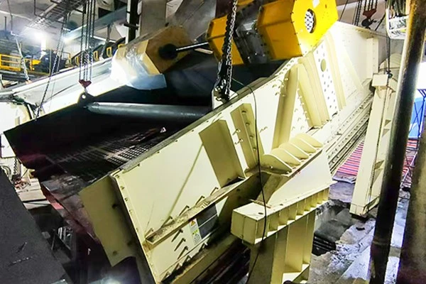 Flip Flow Vibrating Screen On Site-3 Flip Flow Vibrating Screen On Site-3