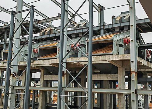 High Efficiency Incline Vibrating Screen Used In Quarries Gravel Pits suppliers